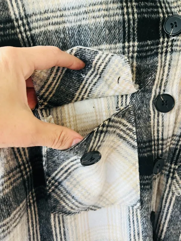 Womens Shacket Sz M Button Down with Pockets Jacket‎ Black & Beige Plaid Size M - Image 4