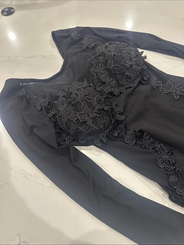 Windsor black mesh sleeve long sleeve fitted lace dress size large - Image 2
