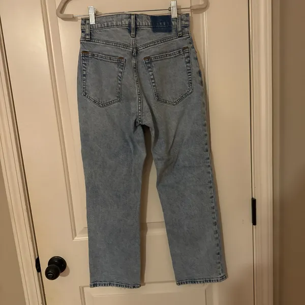 Abercrombie ultra high-rise curved love ankle straight jeans - Image 3