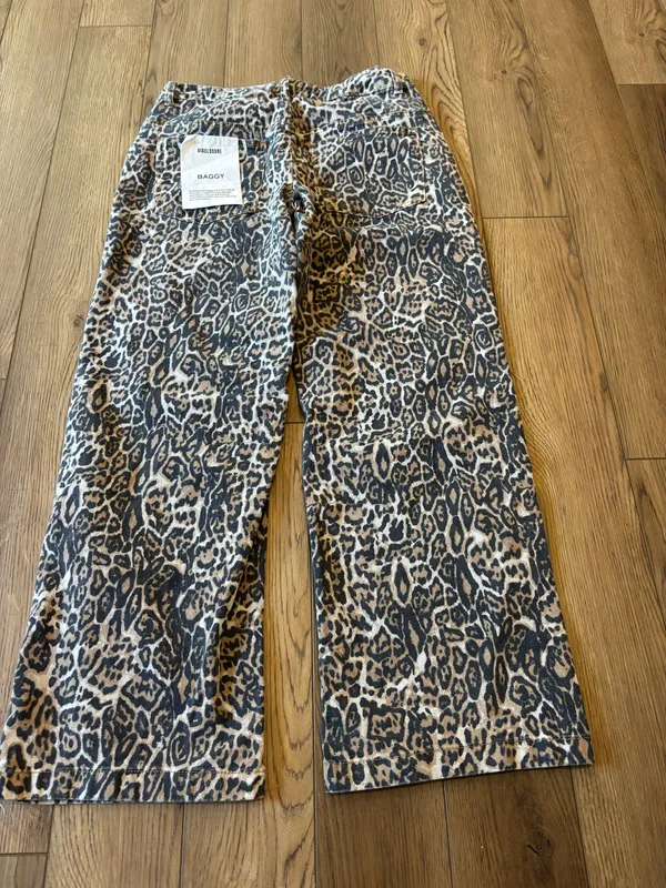 Disclosure cheetah print denim pants Multiple Size 29 - Image 4