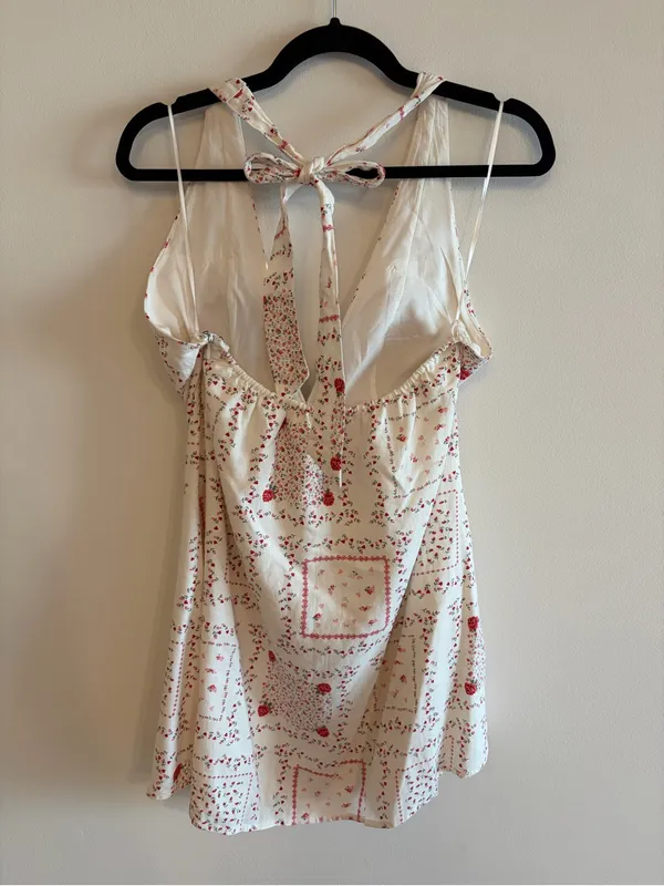 NWT Hollister Cream and Red Floral Halter Mini Dress Size L - Image 5