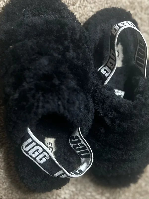 UGG Black Fuzzy Logo Strap Slide Sandals 6. No flaws - Image 5