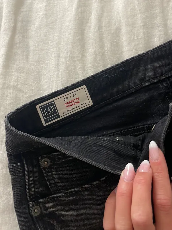 High Rise Jeans - Image 4