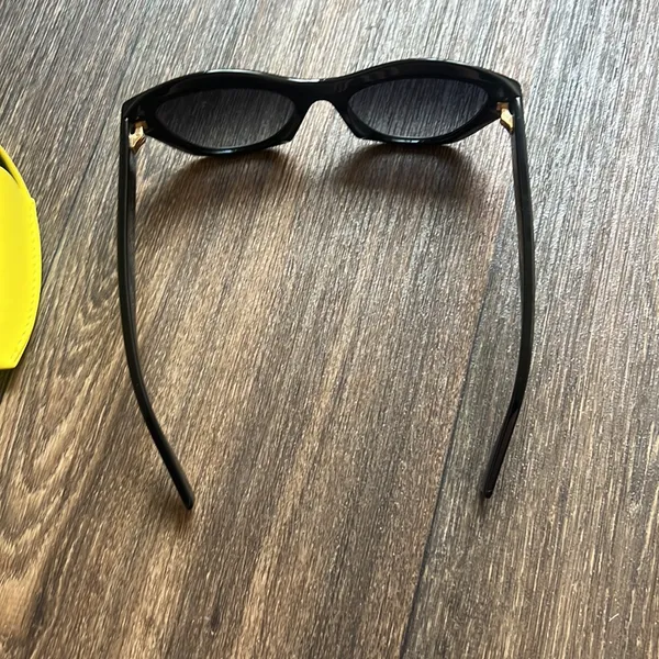 MARC JACOBS Black Cat-Eye Sunglasses - Image 5