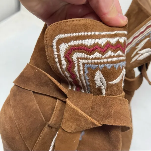 ULLA JOHNSON tan western Embroidered Suede Aggie Booties Runway Fall sz 6 - Image 11
