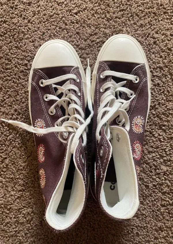 Brown Embroidered Shoes Size 9 - Image 4