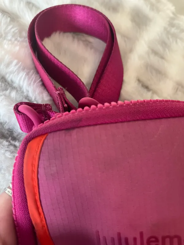 Lululemon Crossbody Bag - Image 7