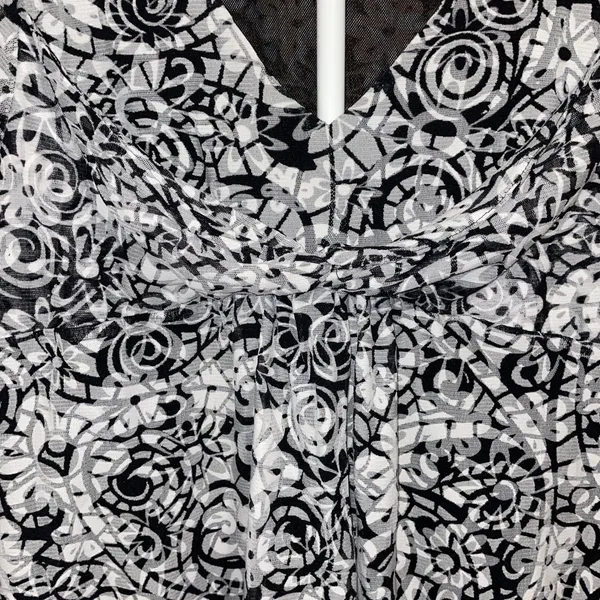 Chaus XL Womens Black White Abstract Swirl Mesh V-Neck Knot Front Blouse Top - Image 4