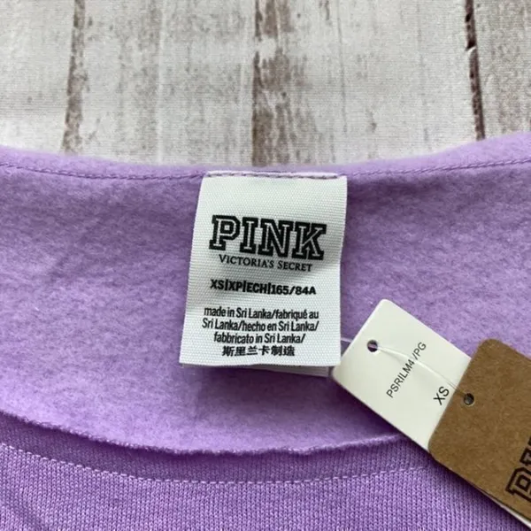 PINK Victoria's Secret Bling Lavender Fleece Cropped Pullover Sz XS NWT - Image 3