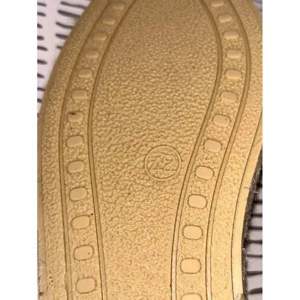 NWT Verbenas Womens Suede Peep Toe Espadrille Flats Taupe Made‎ in Spain Sz 9.5 - Image 8
