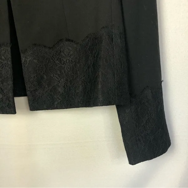 Tahari‎ Black Lace Hem Clasp Close Office Blazer 8 - Image 3