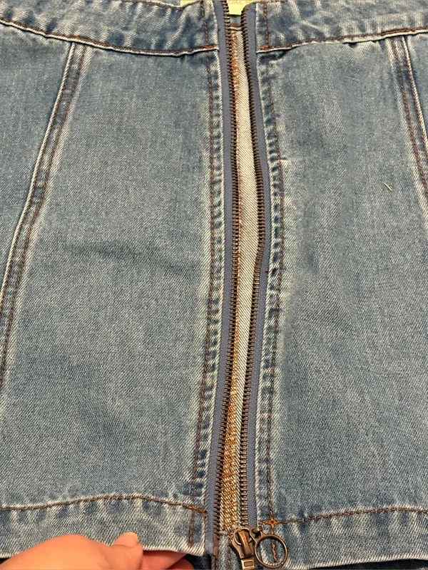 Altar'd State Medium Blue Denim Label Detail - Image 4