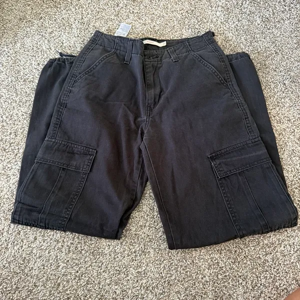 Levi’s 94 Baggy Cargo Jeans  - Image 2