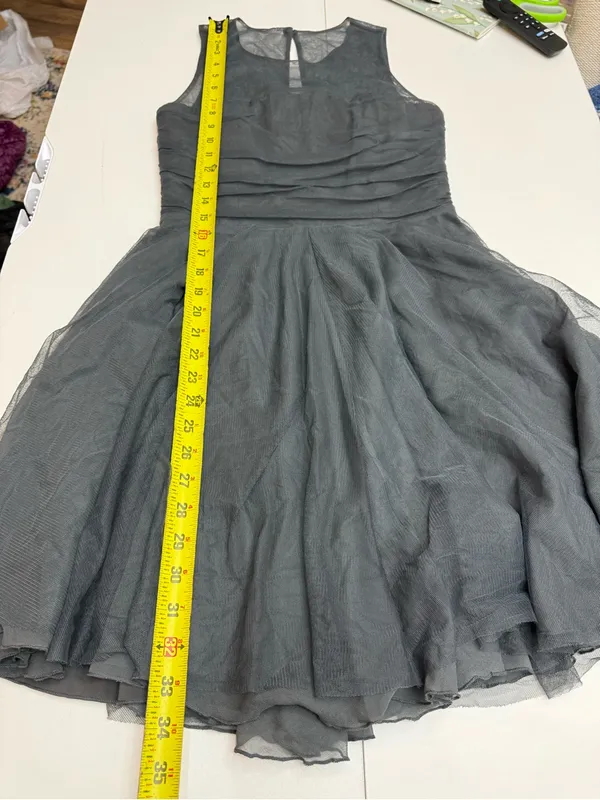 Alice + Olivia Sleeveless Charcoal Gray Mesh Bodice Party Dress size S - Image 8