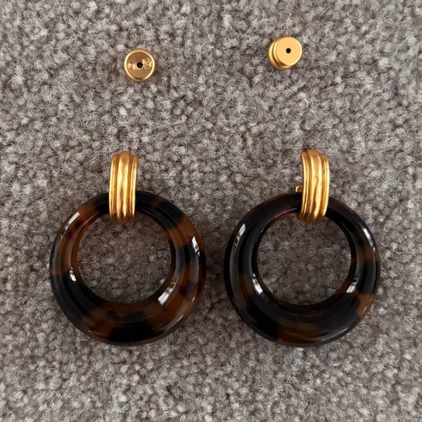 NWOT Julie Vos Doorknocker Earring - Image 5