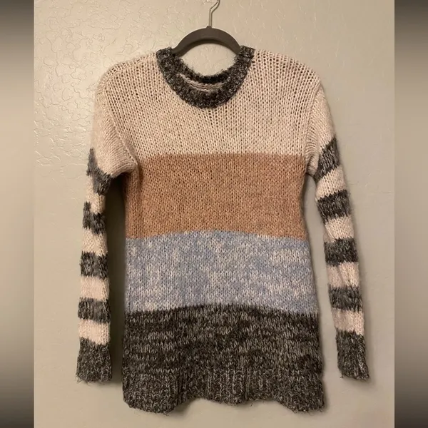 ⭐️American eagle outfitters striped jegging wool blend sweater size XS - Image 3