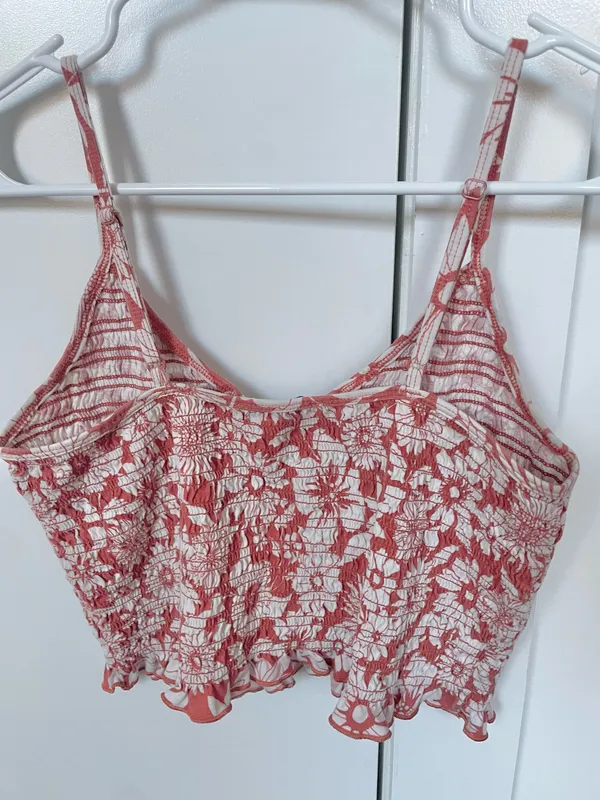 American Eagle Floral Crop Top - Image 2