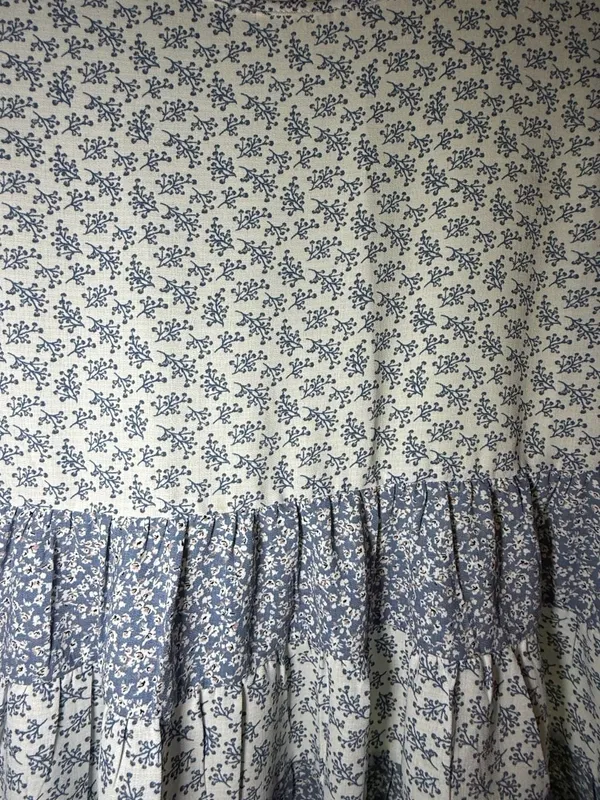 Paper Crane Boho Floral Top with Ruffled Hem - Image 2