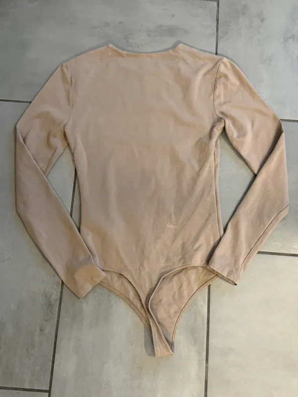 Abercrombie and Fitch Long-Sleeve Cotton-Blend Seamless Fabric Crew Bodysuit - Image 3