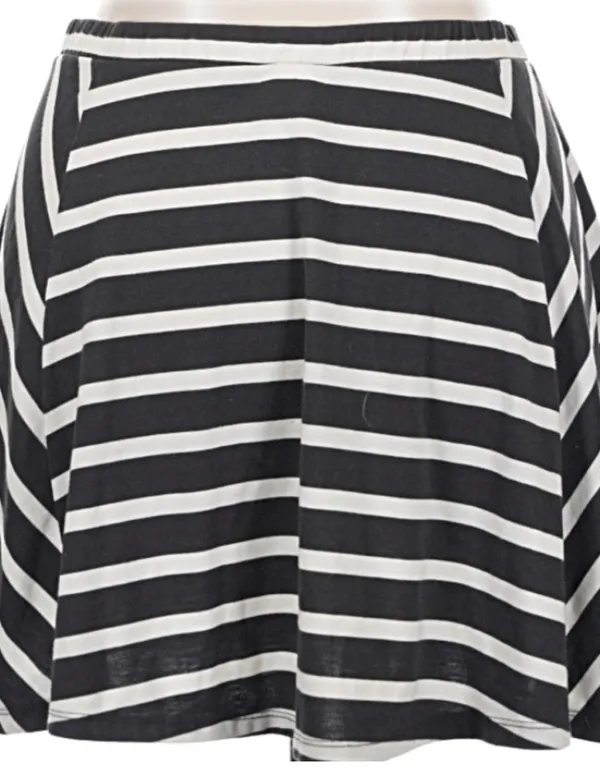 Mossimo Supply Co. Black & White Striped Skater Skirt - Image 6