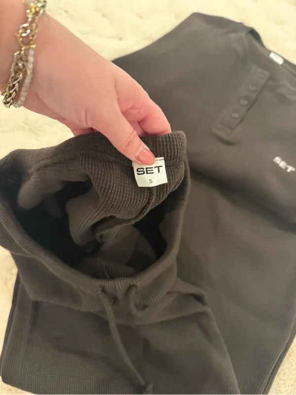SET Active Black Ribbed Crew Henley Sweater Set - Image 4