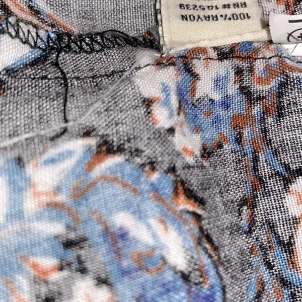 Sim & Sam black floral kimono top size small - Image 6