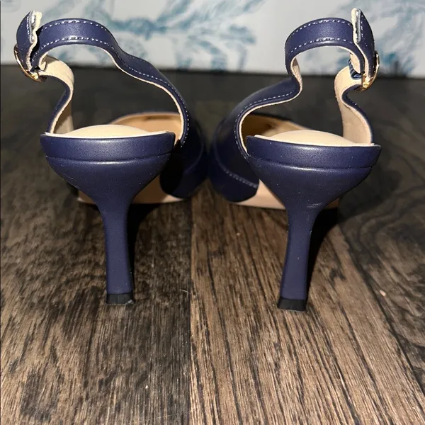 Elegant Navy Slingback Women's Shoes - Image 2