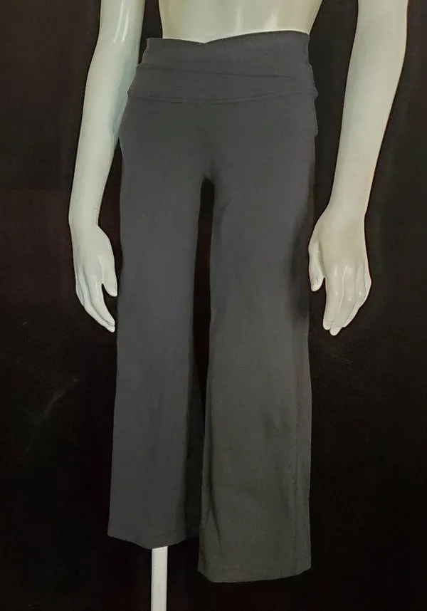 Lululemon Athletica Black Cropped Pants (6) - Image 2