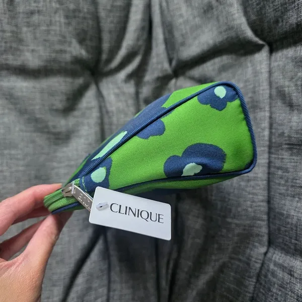 NWT Kate Spade x Clinique Toiletry Pouch - Image 5