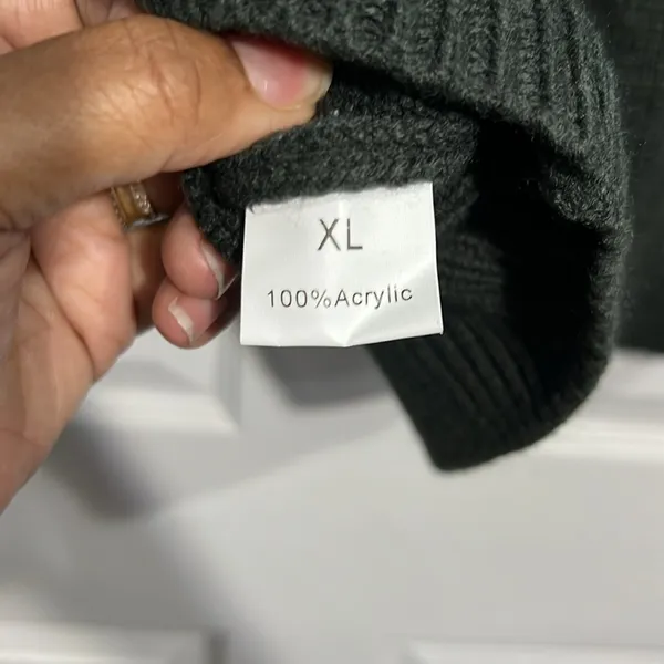 Royal + Reese Women’s Colorblock Green/Black Turtleneck Sweater - Size XL. NWOT - Image 7