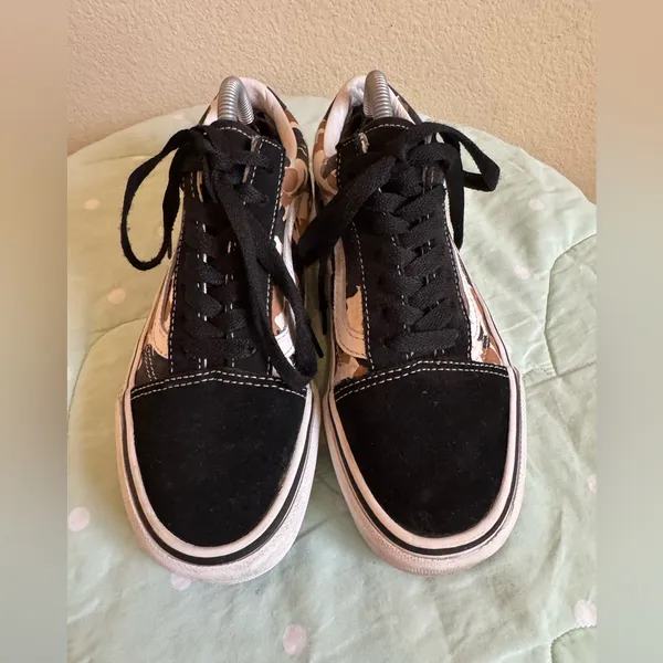 Vans Old Skool Black and Tan Camouflage Sneakers women’s size 6 - Image 6