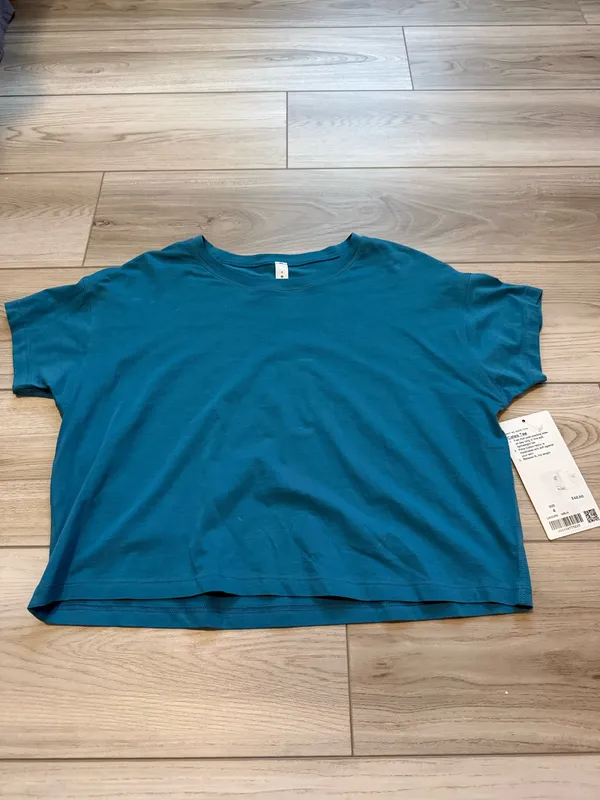 Lululemon Cates Tee - Marlin - Image 3