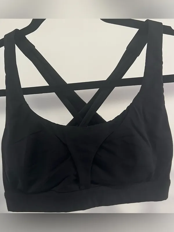 Lululemon Stash It All Bra Size 6​ - Image 8