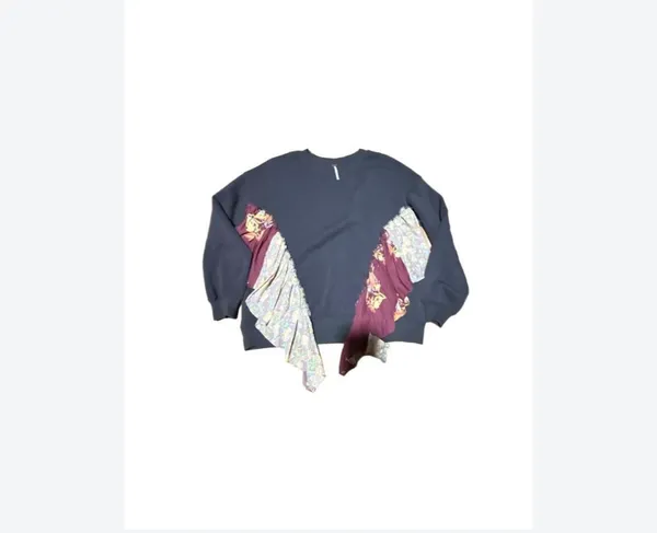 Free People She's Just Cute pullover sweatshirt in Washed Black. Size XS. Crew neck with floral fabric ruffle detail. Pre-owned with on spot of peeling shown in last photo - Image 4