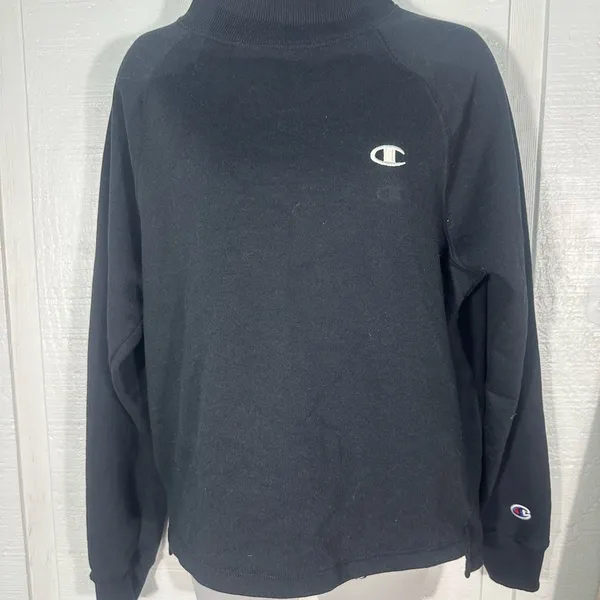 CHAMPION Women’s Sweatshirts Size Medium EUC - Image 3