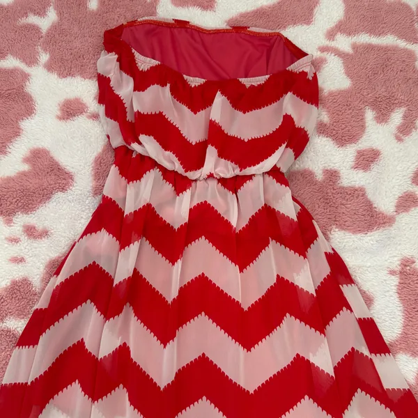 Red & White Chevron Strapless High-Low Dress 💋 Flowy Chiffon Summer Babe Mini Maxi | Size S - Image 6