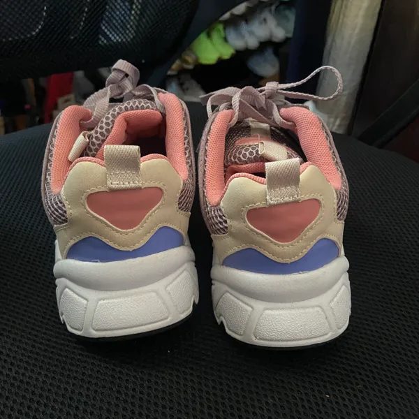 H&M Sneakers - Image 4