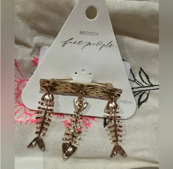 NWT Free People Fish Outta Water Brooch In Gold - Image 2