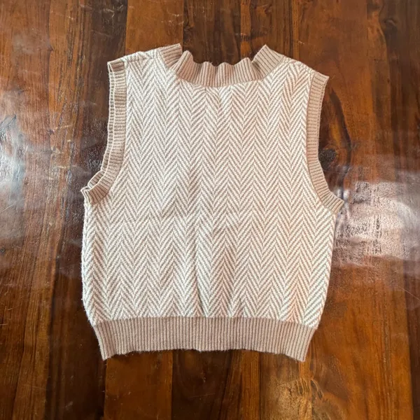 Sincerely Jules Tan Herringbone V-Neck Sweater Vest ST20130 Small - Image 2