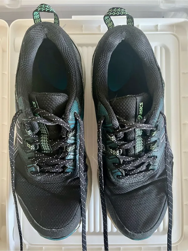 ASICS Gel Venture 9 Running Shoes - Image 2