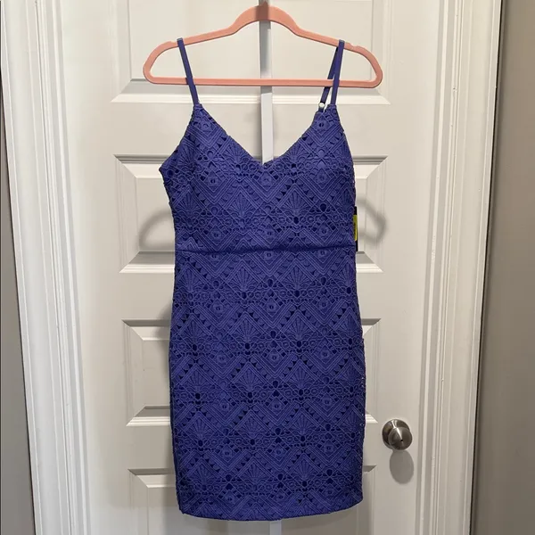 GUESS Purple Lace‎ Sheath Dress Size 6 NWT - Image 3