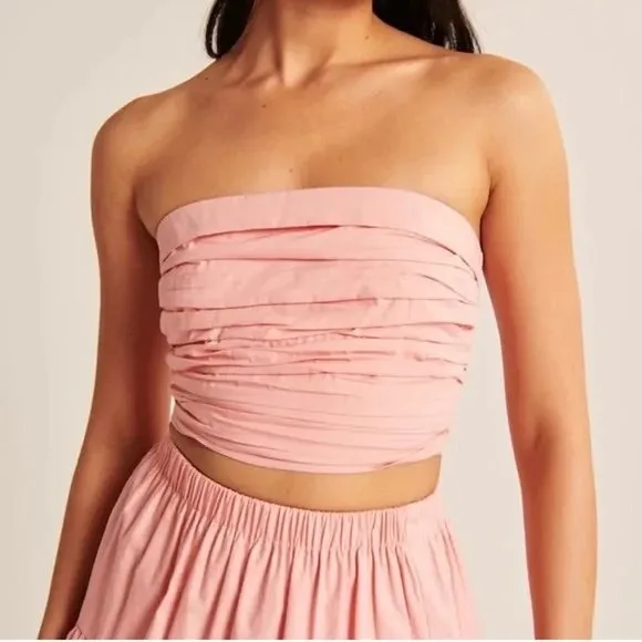 Abercrombie Ruched Top Size‎ Medium - Image 2