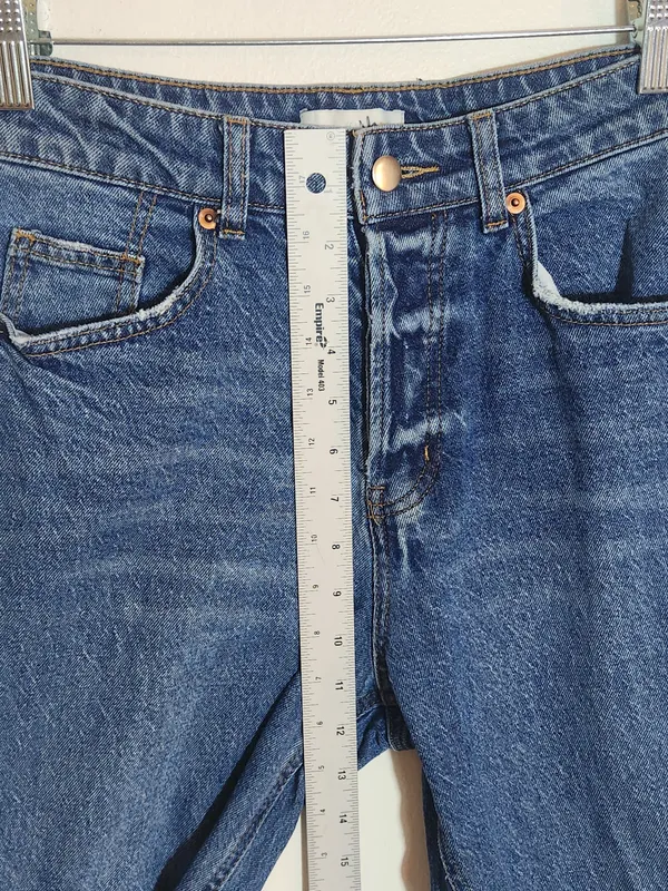 H&M Womens Button-Fly Distressed Straight Leg Jeans Size 6 - Image 9