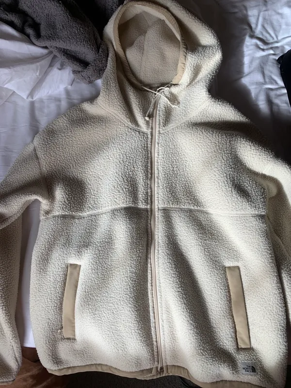 North Face Sherpa Zip Up  - Image 4