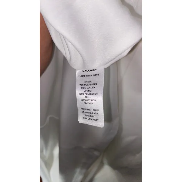 NWT Lulus Extraordinary Glam White Feather Strapless Mermaid Maxi Dress Medium - Image 8