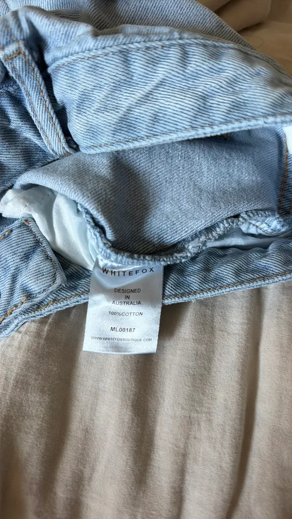White Fox Boutique High-Waisted Shorts - Image 3