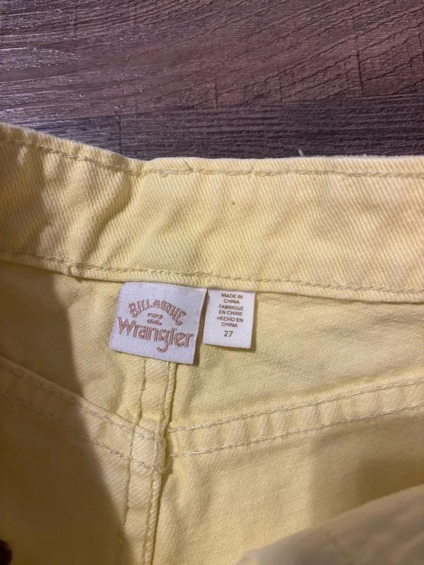 Yellow Wrangler Billabong Shorts - Image 4