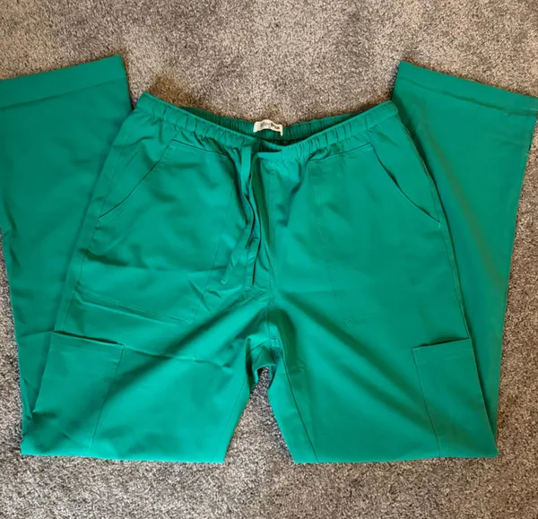 Scrub Set Green Size XS - Image 4