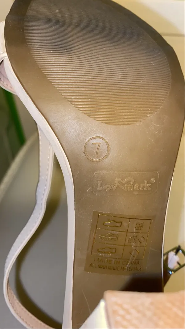 LovMark Tan Heels - Image 4