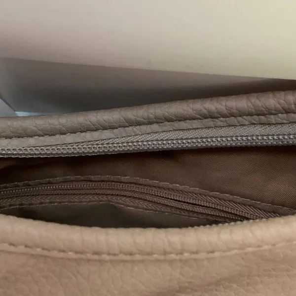 Chic Brown Women's Shoulder Bag Tan - Image 4